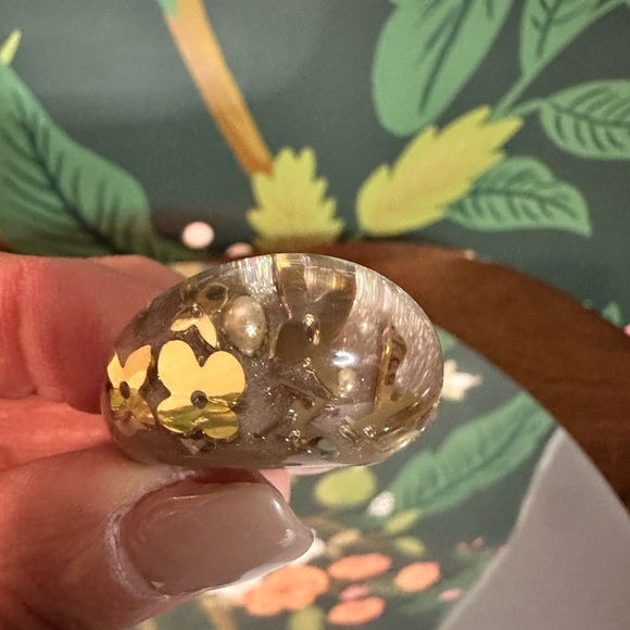 LOUIS VUITTON Monogram Gold Resin Inclusion Ring (Size 7.5) ๐ - Picture 3 of 13